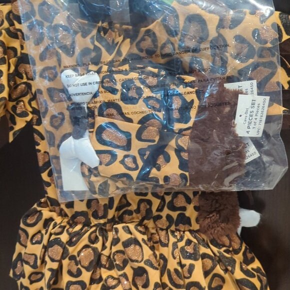 Leopard Print Cave Girl Kids Costume with Brown Details - NWT 3-4 - Picture 3 of 3